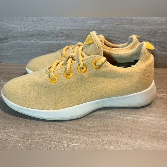 ALLBIRDS Wool Runners sneakers Tuke Yellow Comfort Shoes Women's 8 - Picture 3 of 10